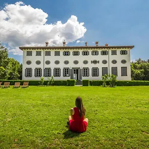 Guinigi Dimora Di Epoca Exclusive & Pool Apartahotel
